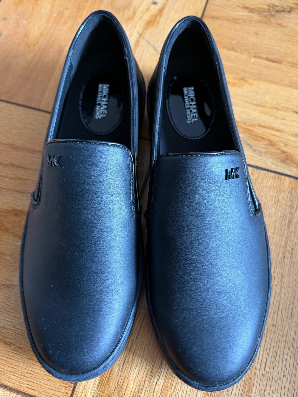 NWOB Michael Kors Black Leather Slip On Size 8.5M